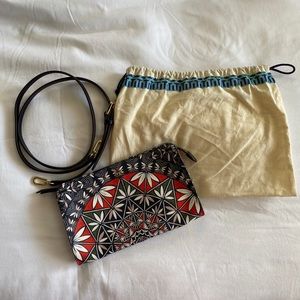 Tory Burch wallet bag